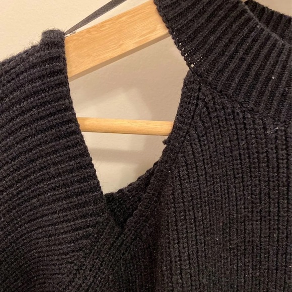 Oak + Fort cut off shoulder - Picture 3 of 5